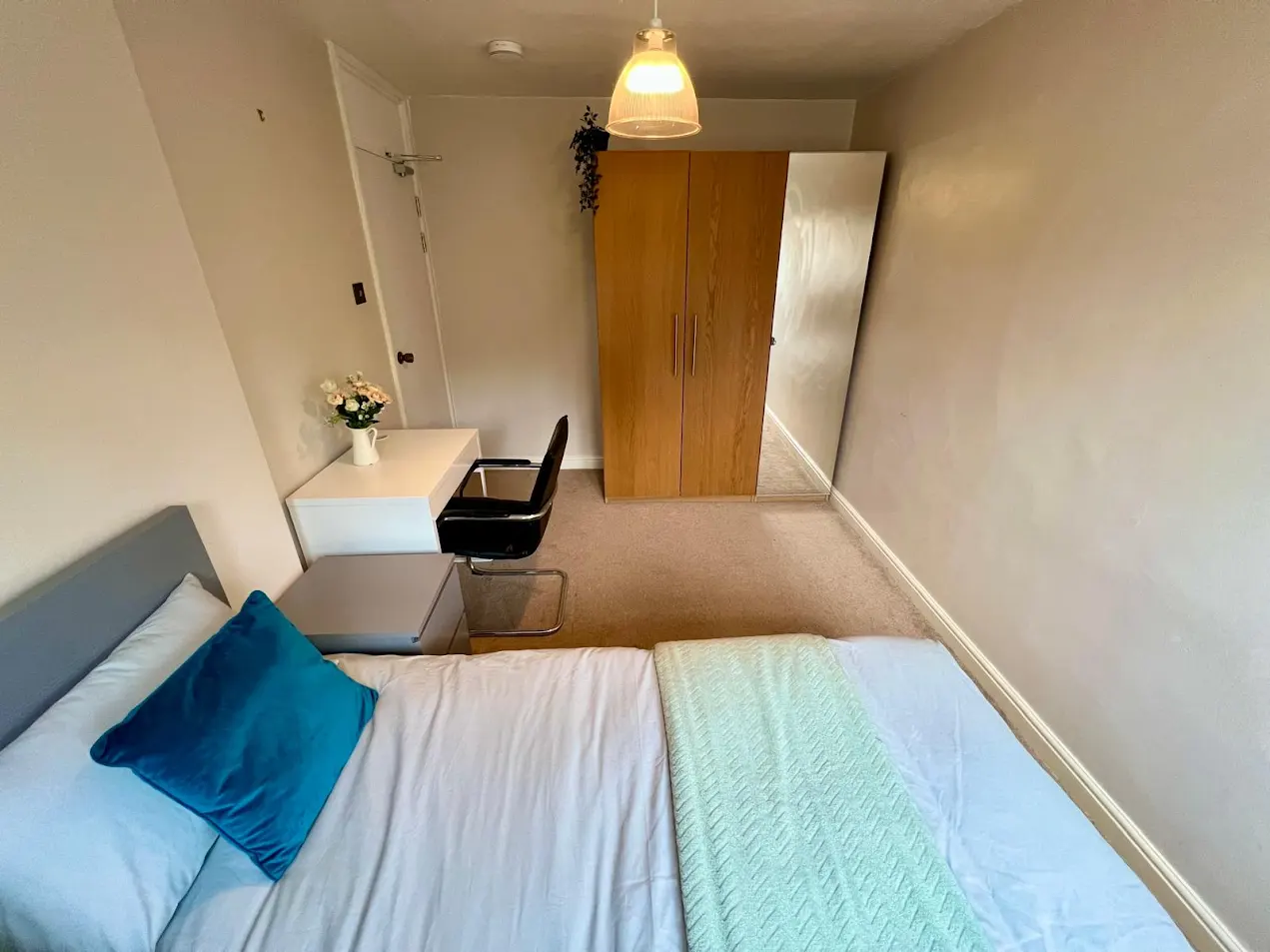 Double room in Crossharbour